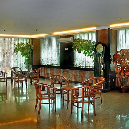 Plaza Hotel Harco Mangga Dua Jakarta Eksteriør bilde