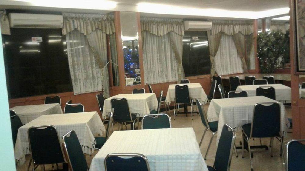 Plaza Hotel Harco Mangga Dua Jakarta Eksteriør bilde